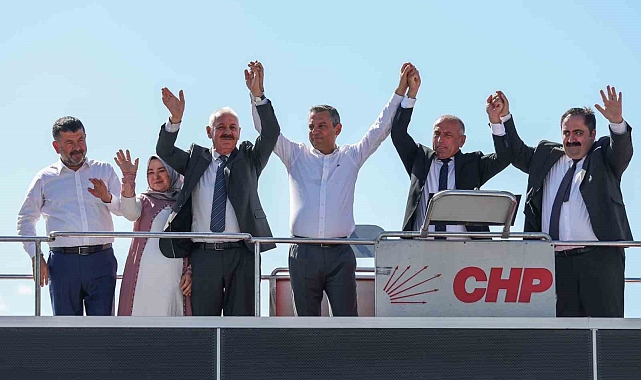 CHP Genel Başkanı Özel, Doğanşehir ilçesini ziyaret etti