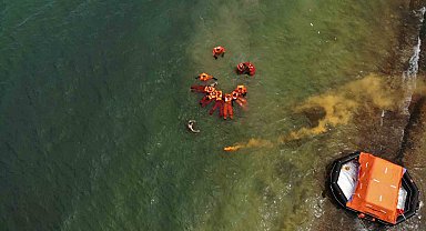 Denizde canlı kalabilme eğitimi gördü Tatvan'lı öğrenciler