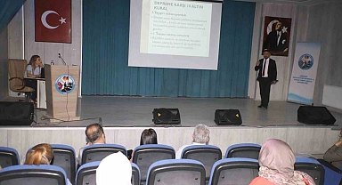 "Depremle yaşamayı öğreniyorum" Hakkari'de konferansı