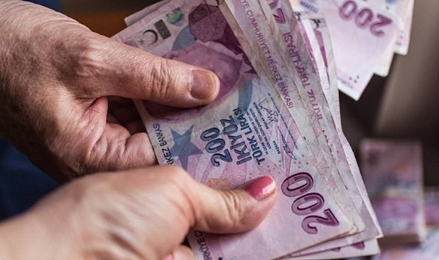 Emeklilere Bayram Öncesi 20.000 TL Ek Ödeme Sürprizi!