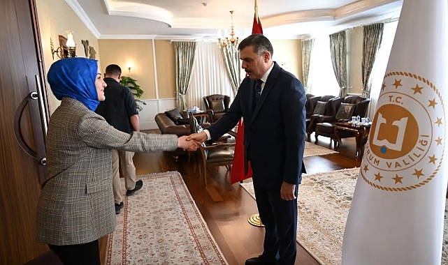 Erken bayramlaşma Valilik ve Büyükşehir'de