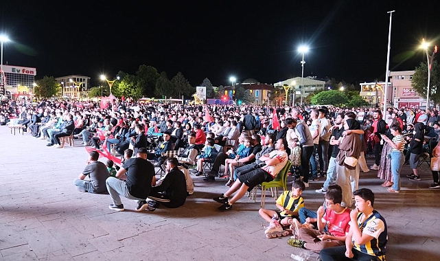 Erzincan'da milli maç heyecanı yaşandı