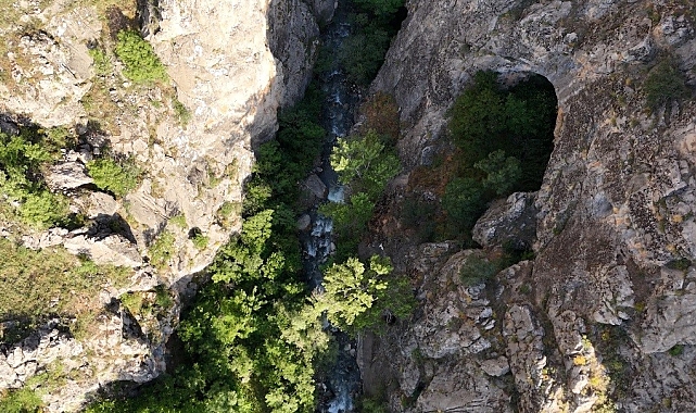 Erzincan'ın tarihi Irınkara Mağarası ilk kez görüntülendi