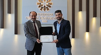 Erzurum 'da dereceye giren sporlculara Rektör Çakmak'tan teşekkür belgesi