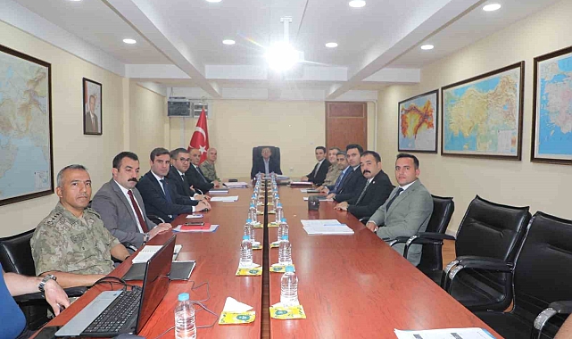 Güvenlik ve asayiş toplantısı düzenlendi Kars'ta