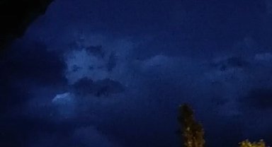 Hakkari'de gece vakti ilginç görüntü: Bulutlarda insan yüzü görüldü