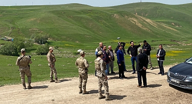 Hamur Kaymakamı Yıldırım, Karlıca Köyünde İncelemelerde Bulundu