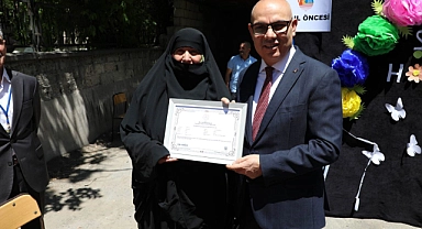 Herdem Teyzenin 66 yıllık eğitim hasreti sona erdi