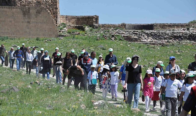 Kars Ani Ören Yeri'nde çevre günü etkinliği