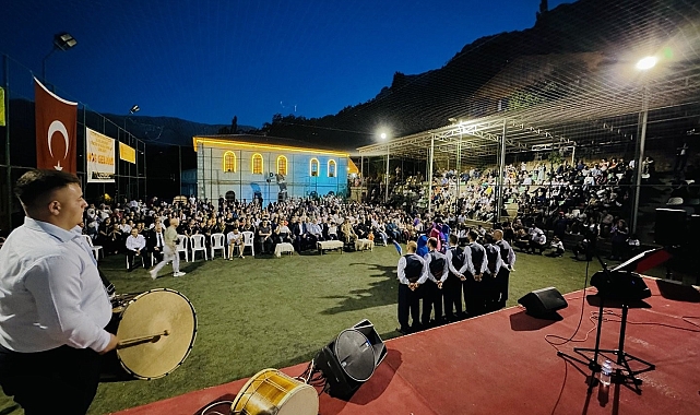 Koro ve folklor konseri gerçekleştirildi Kemaliye'de