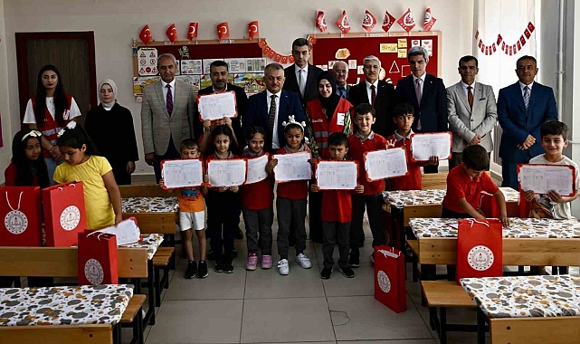 Malatya'da kaç öğrenci karne aldı?