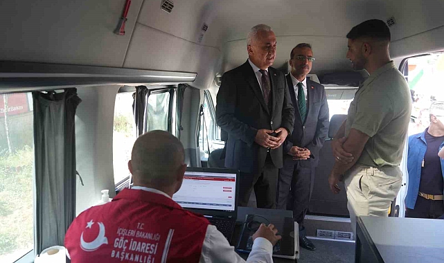 Muş'ta "mobil göç noktası aracı" hizmete girdi