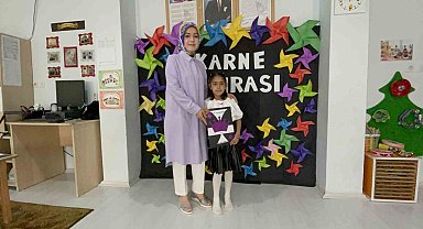 Naz'ın ilk karne heyecanı! Depremde ailesini kaybetmişti