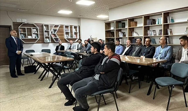 Patnos'ta Etkili Hutbe Okuma Eğitimi Verildi