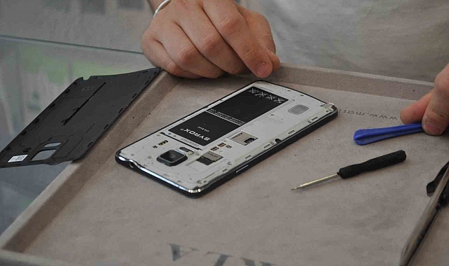 Sıcaklarda cep telefonunuzu uzun süre şarjda bırakmayın