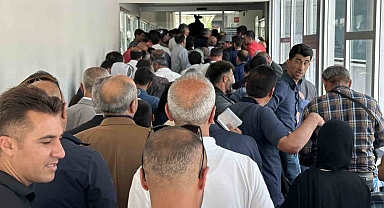 Sınırda Bayram Yoğunluğu Başladı