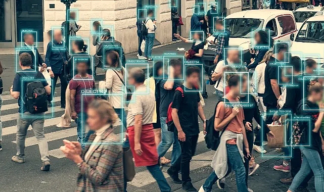 Snapchat Yapay Zeka ve AR Teknolojilerine Odaklanıyor