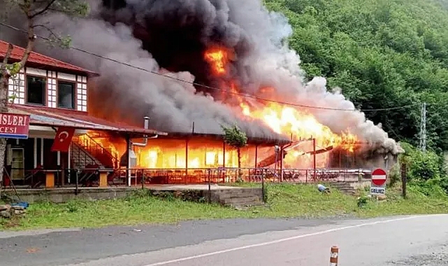 Trabzon'da korkutan yangın! Düğün salonu alev alev yandı