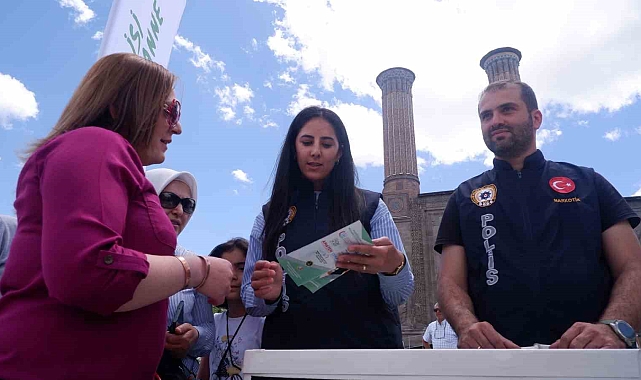 UYUMA: Tek tuşla uyuşturucu tacirlerini ihbar programı