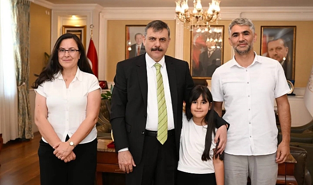 Vali olmak isteyen öğrenciyi makamında ağırladı