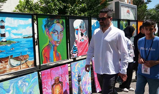 Van'da Yusuf Gökçenay BİLSEM yılsonu sergisi beğeni topladı