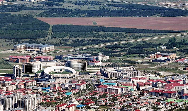 Vergi tahsilat oranı yüksekliği ekseninde O il ilk 10'da