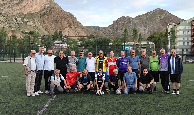 30 yıl sonra tekrar buluştular