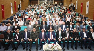 Ağrı'da 15 Temmuz Konferansı Düzenlendi
