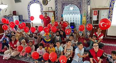 Ağrı Kızılay Gönüllüleri, Kuran Kursunda Miniklerle Buluştu