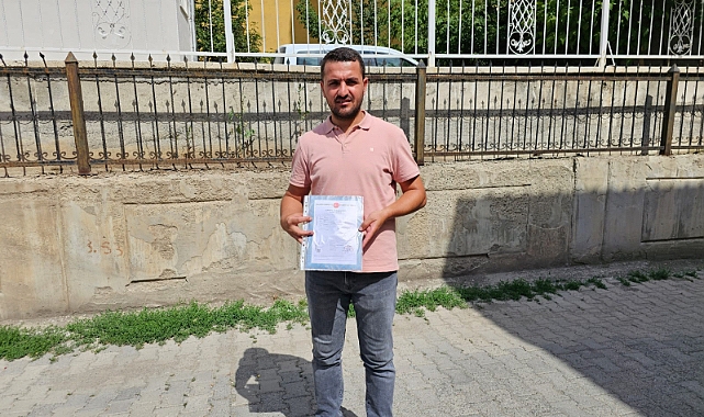 Ağrılı çift, tüm varlığını Kızılay'a bağışladı