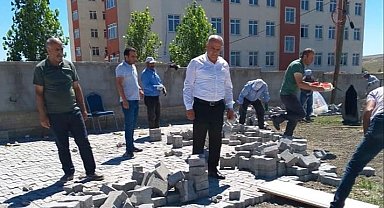 Ağrının Diyadin ilçesinde okullar eğitim öğretim dönemine hazırlanıyor