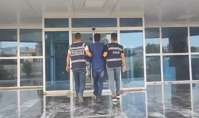 Aranması bulunan 2 şahıs yakalandı