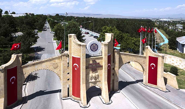 Atatürk Üniversitesi'nden büyük başarı