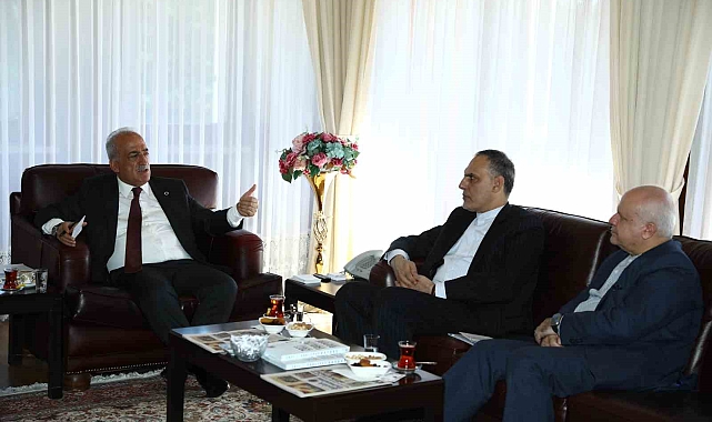 Atatürk Üniversitesini ziyaret etti İran İslam Cumhuriyeti Ankara Büyükelçisi Zadeh