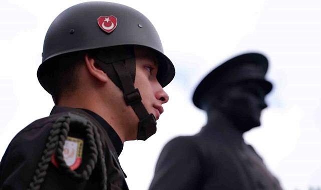 Atatürk'ün Erzurum'a gelişinin 105. yıllı kutlandı