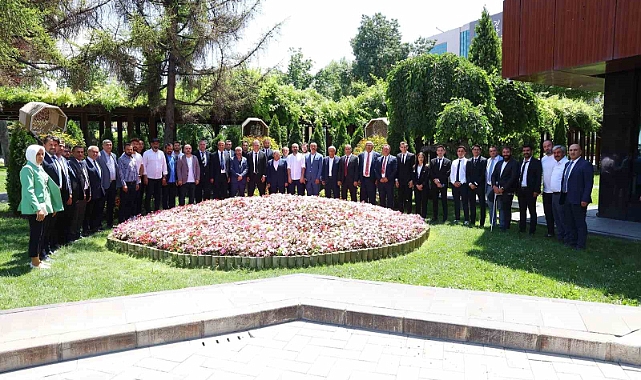 Başkan Büyükkılıç; amatör kulüp başkanlarını ağırladı