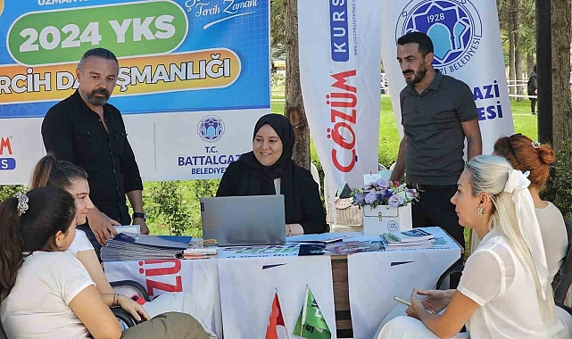Battalgazi Belediyesi'nden YKS'ye giren öğrencilere ücretsiz rehberlik hizmeti