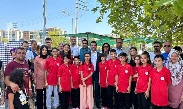 Bayraklılı sporcular Sivas’tan dereceyle döndü
