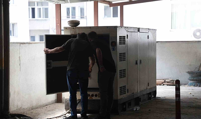 Elazığ’da sık sık yaşanan elektrik kesintisi esnafı bezdirdi