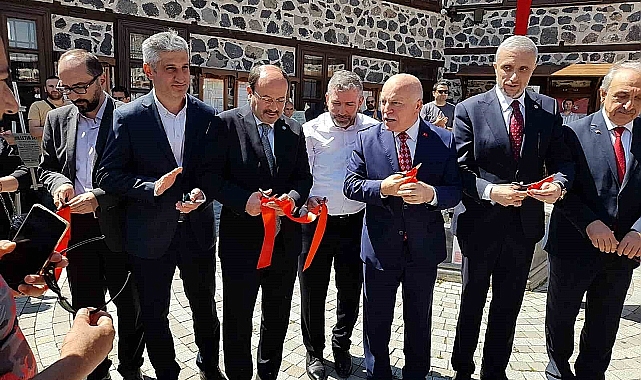 Erzurum'da 105'nci yılda yerel gazete sergisi