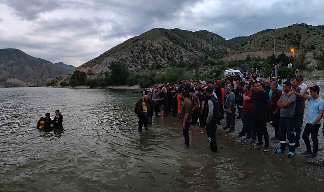 Erzurum Tortum Gölü'ne giren çocuk kayboldu