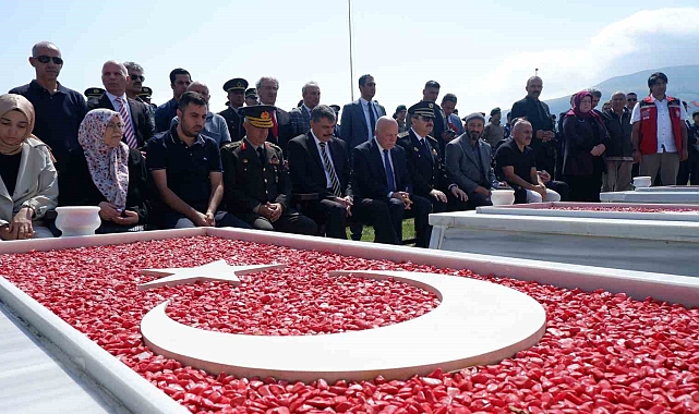 Erzurum'da 15 Temmuz şehitleri anıldı