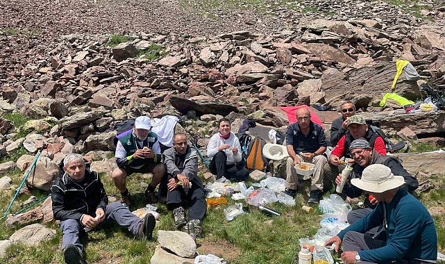 Erzurum'da 25 kişilik doğa yürüyüşü