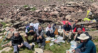 Erzurum'da 25 kişilik doğa yürüyüşü