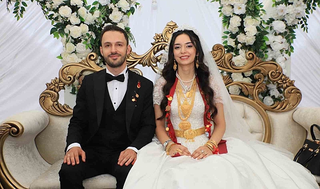 Eski Vekilden Dillere Destan Düğün