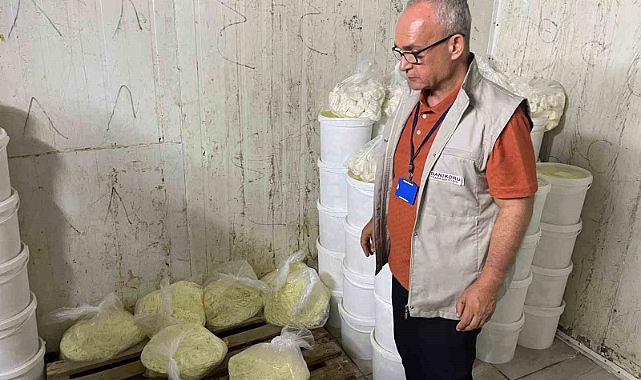 Gaziantep’te 1 ton 112 kilogram kaçak peynir ele geçirildi