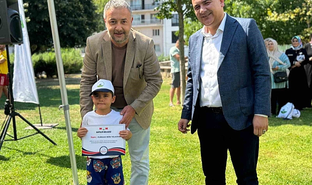Genç yüzücüler sertifikalarını aldı