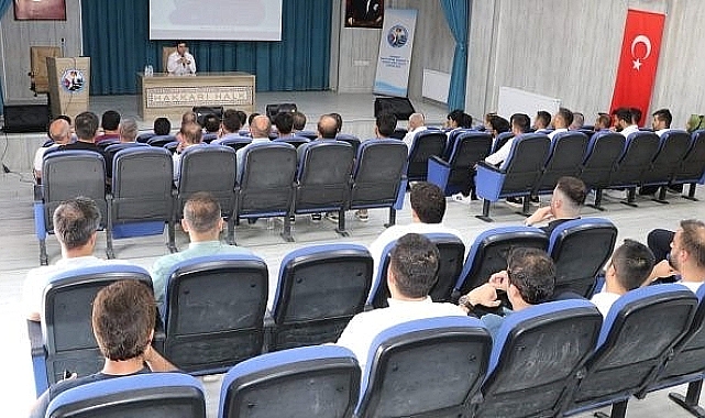 Hakkari Milli Eğitim Müdürü Nurettin Yılmaz: "Hedeflerimize ulaşmalıyız"