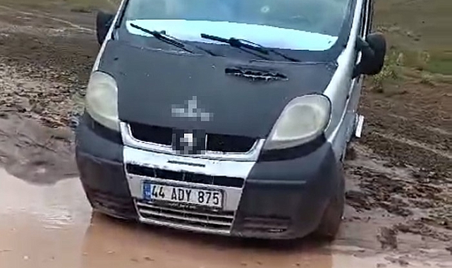 İtfaiye ekipleri tarafından kurtarıldı Dağda mahsur kalan baba ve oğlu