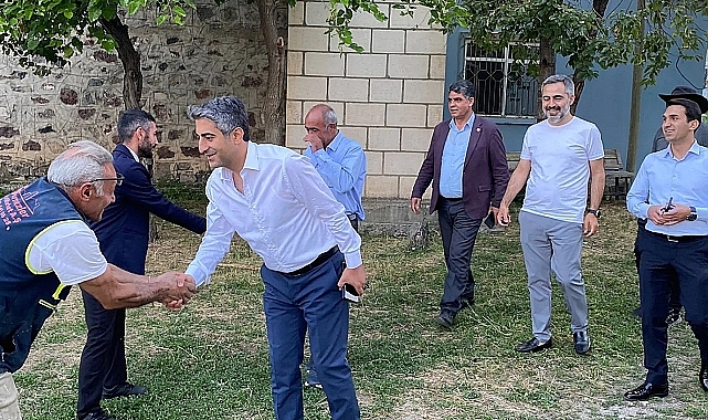 Kasr'ın Sarıkamış kaymakamı köy ziyaretlerini sürdürüyor